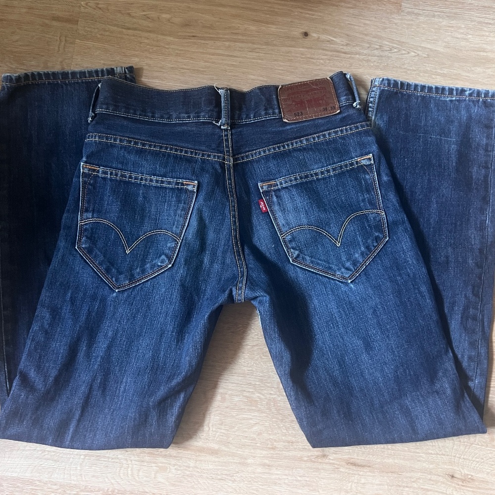 Levi Strauss & Co men’s 523 straight jeans 30x33